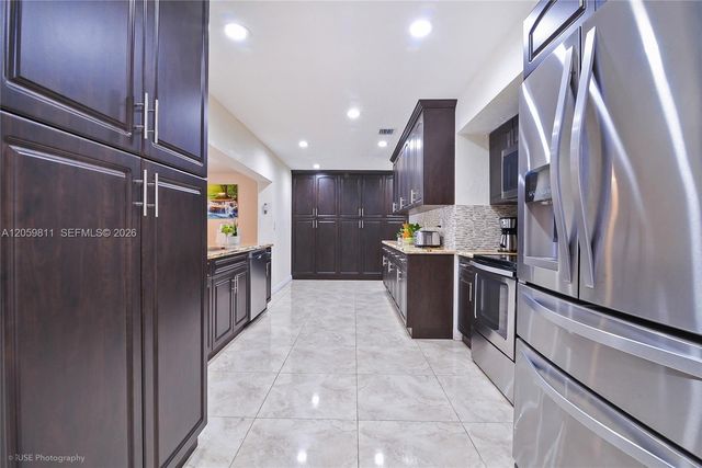 5500 FILLMORE ST, Hollywood, FL 33021