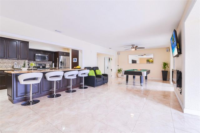 5500 FILLMORE ST, Hollywood, FL 33021