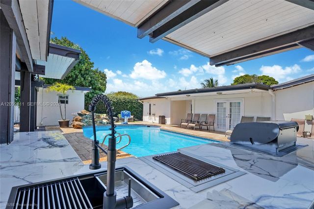 5500 FILLMORE ST, Hollywood, FL 33021
