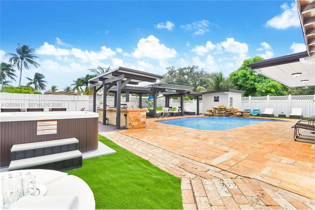 5500 FILLMORE ST, Hollywood, FL 33021
