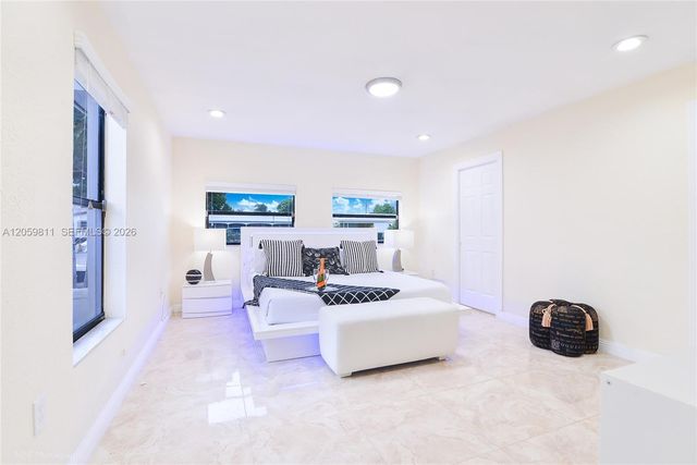 5500 FILLMORE ST, Hollywood, FL 33021