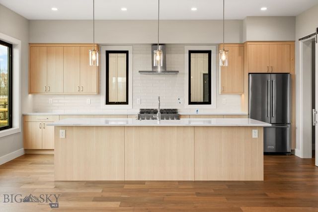 141 Creekbank Loop, Bozeman, MT 59718