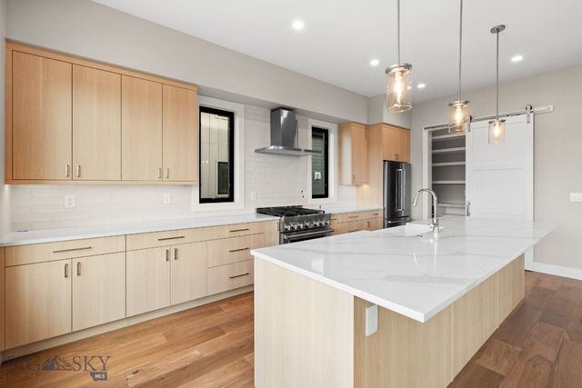 141 Creekbank Loop, Bozeman, MT 59718