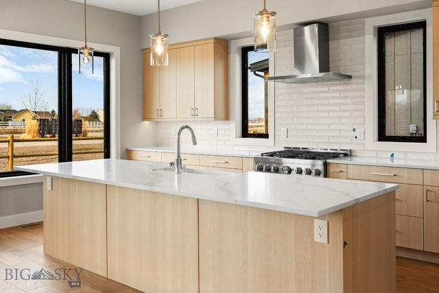 141 Creekbank Loop, Bozeman, MT 59718