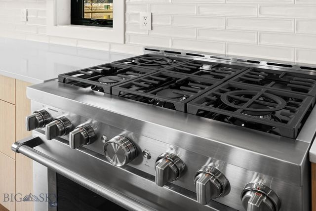 141 Creekbank Loop, Bozeman, MT 59718