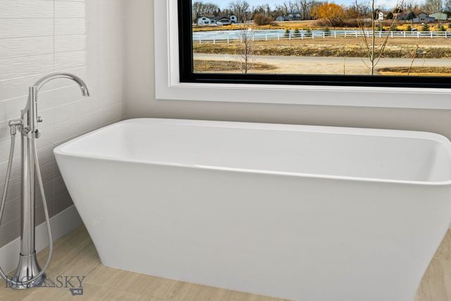 141 Creekbank Loop, Bozeman, MT 59718