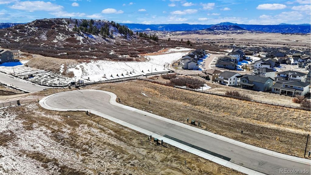 5425 Lions Paw Street, Castle Rock, CO 80104