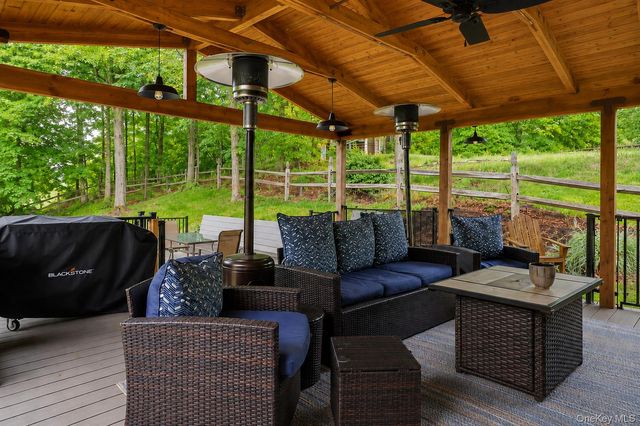 5 Tryon Circle, Cortlandt Manor, NY 10567
