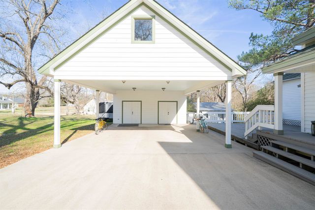 408 Houston St, Jefferson, TX 75657