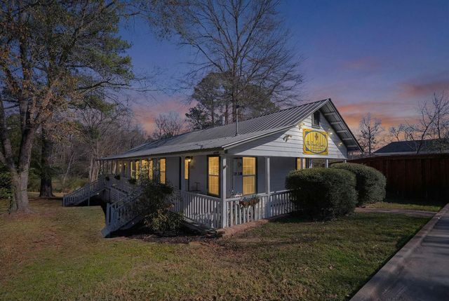 408 Houston St, Jefferson, TX 75657