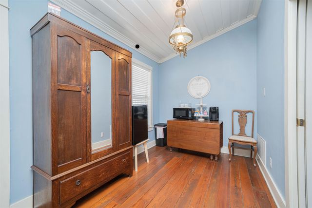 408 Houston St, Jefferson, TX 75657