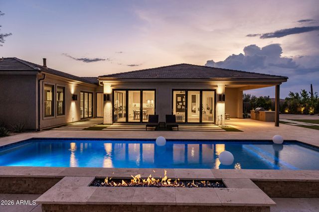 8820 E LARIAT Lane, Scottsdale, AZ 85255