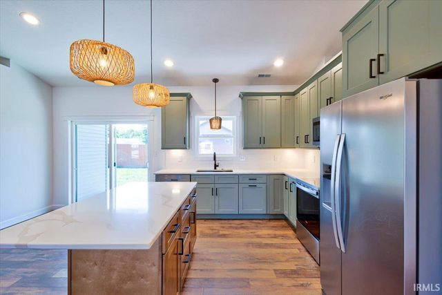 2102 Aruba Drive, Bedford, IN 47421