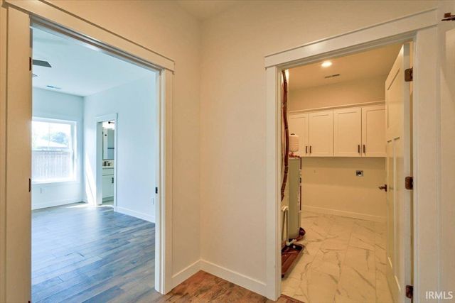 2102 Aruba Drive, Bedford, IN 47421