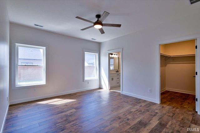 2102 Aruba Drive, Bedford, IN 47421