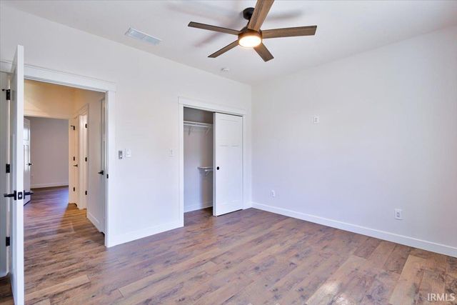 2102 Aruba Drive, Bedford, IN 47421