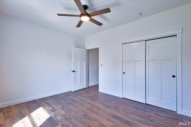 2102 Aruba Drive, Bedford, IN 47421