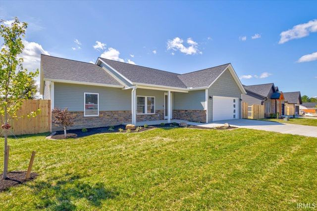 2102 Aruba Drive, Bedford, IN 47421