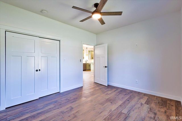 2102 Aruba Drive, Bedford, IN 47421