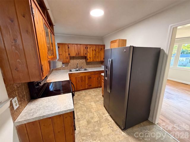 1933 Choyce Circle, Charlotte, NC 28217