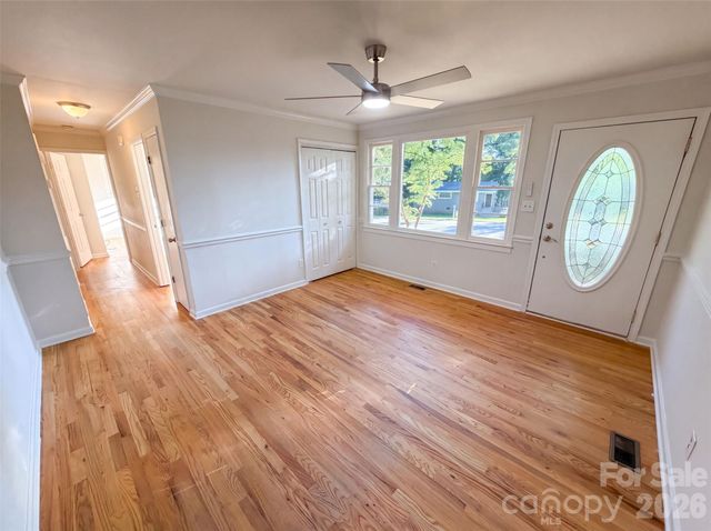 1933 Choyce Circle, Charlotte, NC 28217
