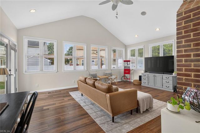 5176 Eagle Run RD, Virginia Beach, VA 23464
