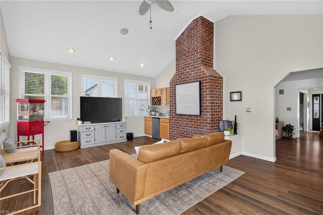 5176 Eagle Run RD, Virginia Beach, VA 23464