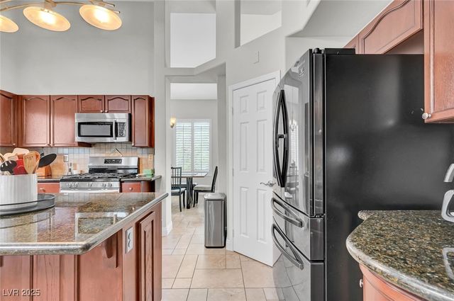 8809 Las Olivas Avenue, Las Vegas, NV 89147