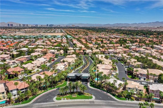 8809 Las Olivas Avenue, Las Vegas, NV 89147