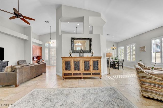 8809 Las Olivas Avenue, Las Vegas, NV 89147