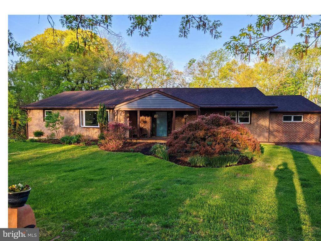 128 MARK DR, Pottstown, PA 19465