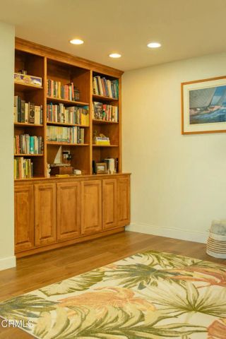 2145 Kingsbridge Way, Oxnard, CA 93035