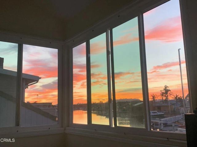 2145 Kingsbridge Way, Oxnard, CA 93035