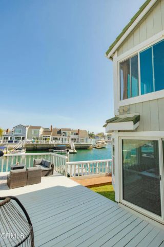 2145 Kingsbridge Way, Oxnard, CA 93035