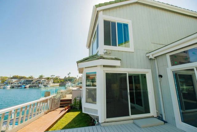 2145 Kingsbridge Way, Oxnard, CA 93035