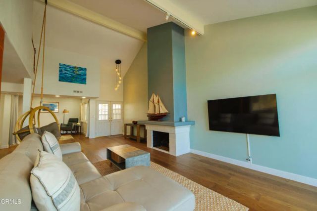 2145 Kingsbridge Way, Oxnard, CA 93035