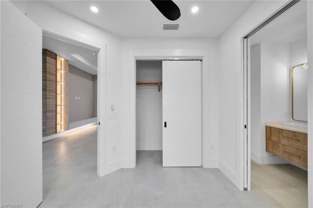 836 SW 36th TER, Cape Coral, FL 33914