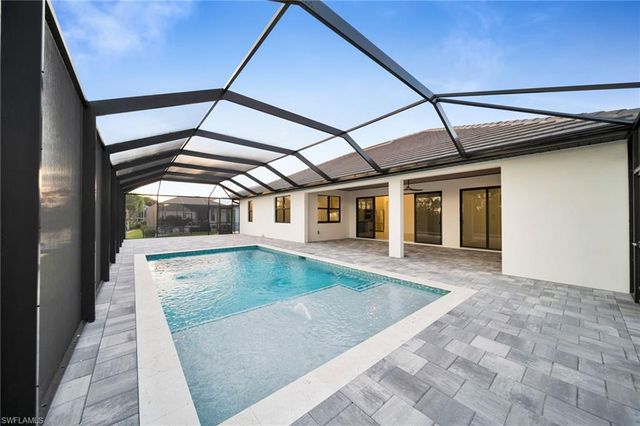 836 SW 36th TER, Cape Coral, FL 33914