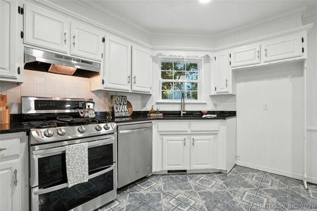 4000 S Chestnut Avenue, Broken Arrow, OK 74011