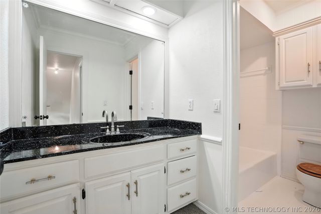 4000 S Chestnut Avenue, Broken Arrow, OK 74011