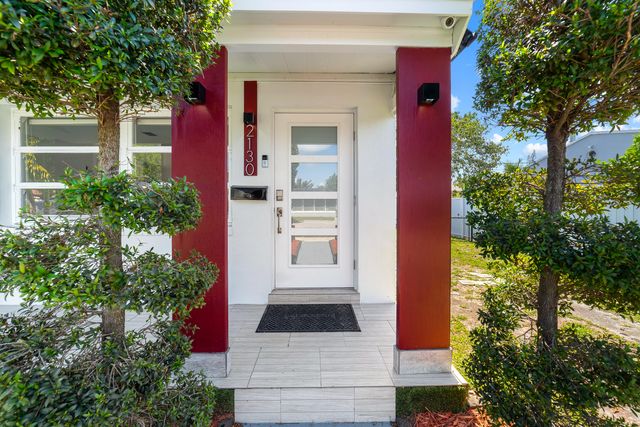 2130 Wiley Court, Hollywood, FL 33020