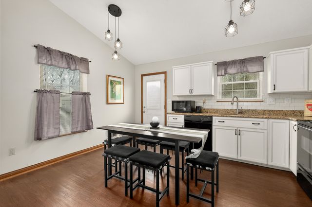 1490 Clovernook Drive, Elsmere, KY 41018