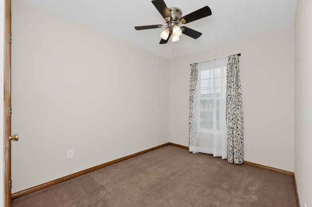 1490 Clovernook Drive, Elsmere, KY 41018