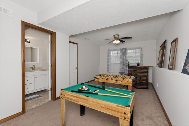 1490 Clovernook Drive, Elsmere, KY 41018