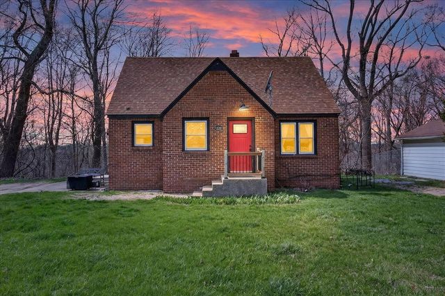 7222 Red Arrow Highway, Stevensville, MI 49127