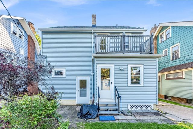 2141 Mckinley Avenue, Lakewood, OH 44107