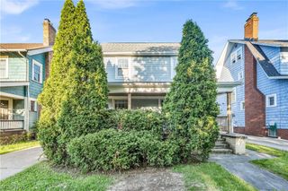2141 Mckinley Avenue, Lakewood, OH 44107