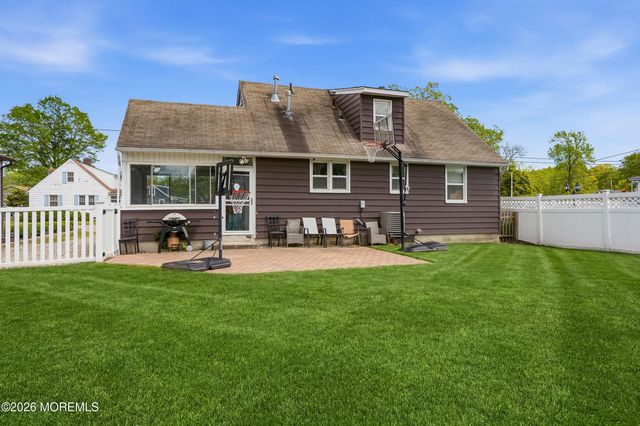 710 Newport Avenue, Ocean Gate, NJ 08740