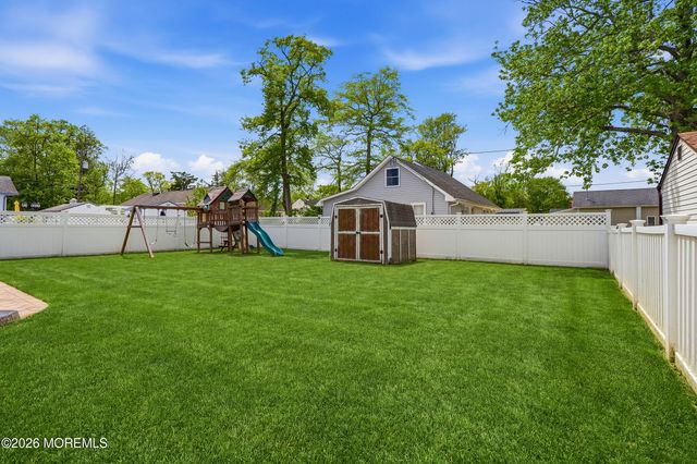 710 Newport Avenue, Ocean Gate, NJ 08740