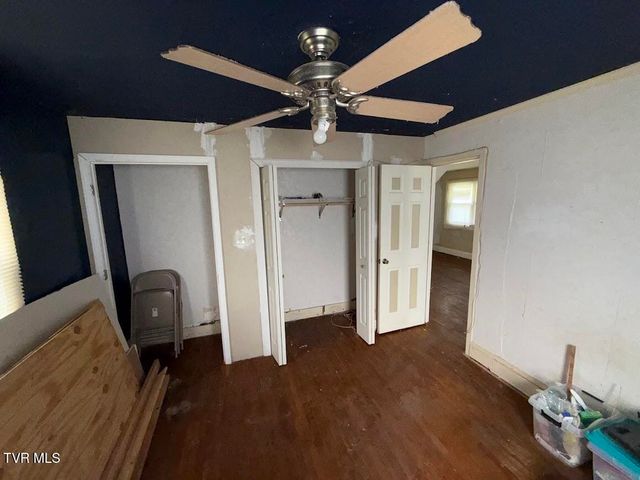 1427 Reed Hollow Road, Gate City, VA 24251